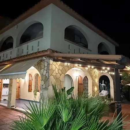 Anna Quartu SantʼElena